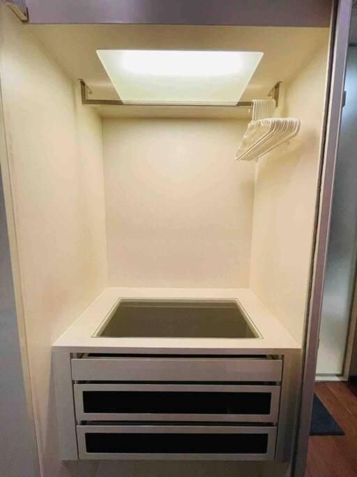 בנגקוק Luxury 1Bed 1Bath 300M Bts Phrom Phong, Emporium Emsphere Emquartier מראה חיצוני תמונה